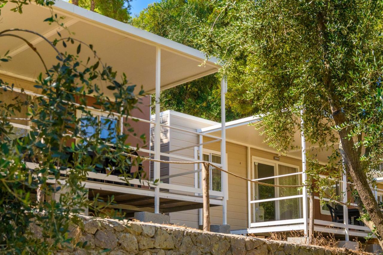 Camping La Scogliera Santa Cesarea Terme Exterior photo