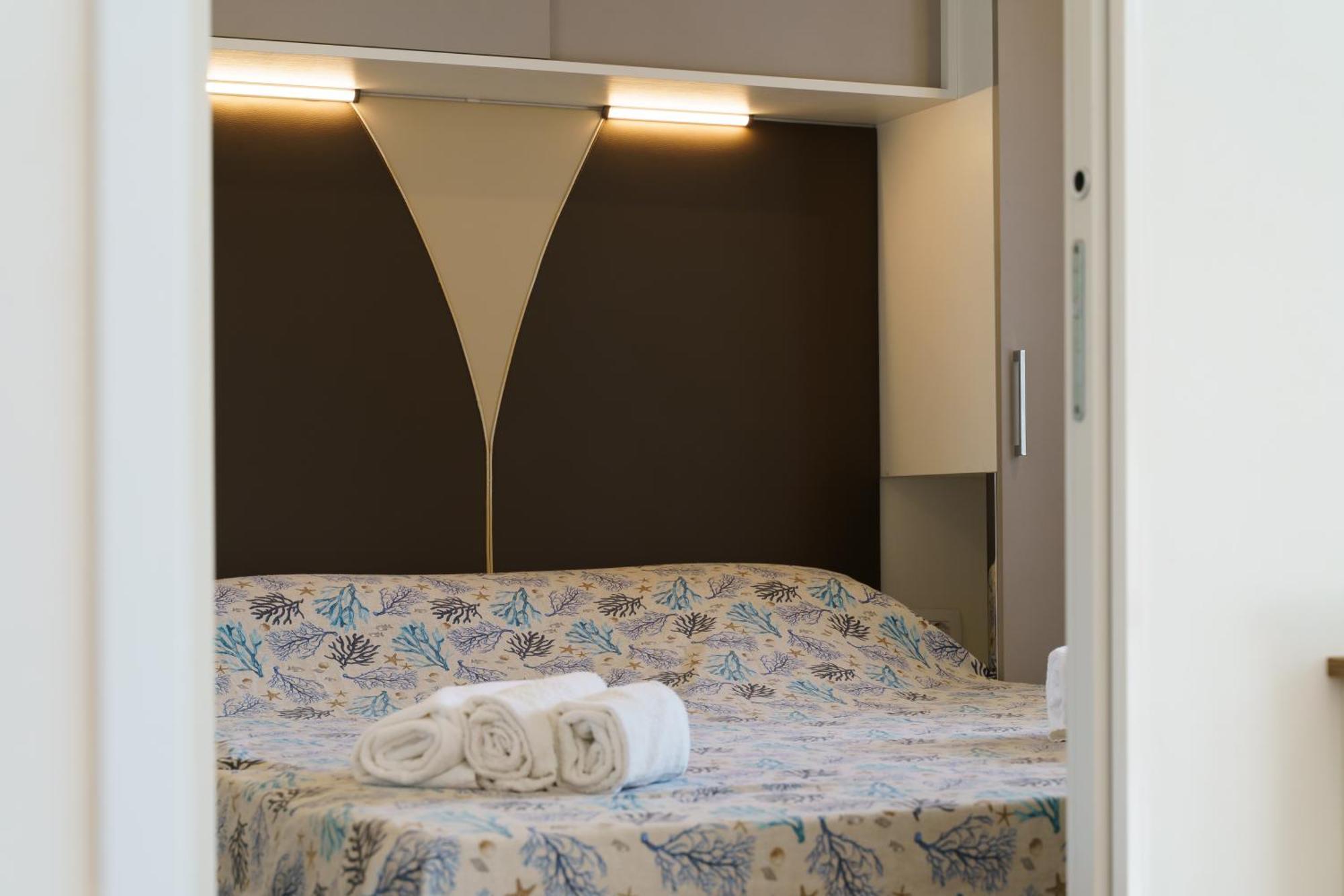 Camping La Scogliera Santa Cesarea Terme Exterior photo